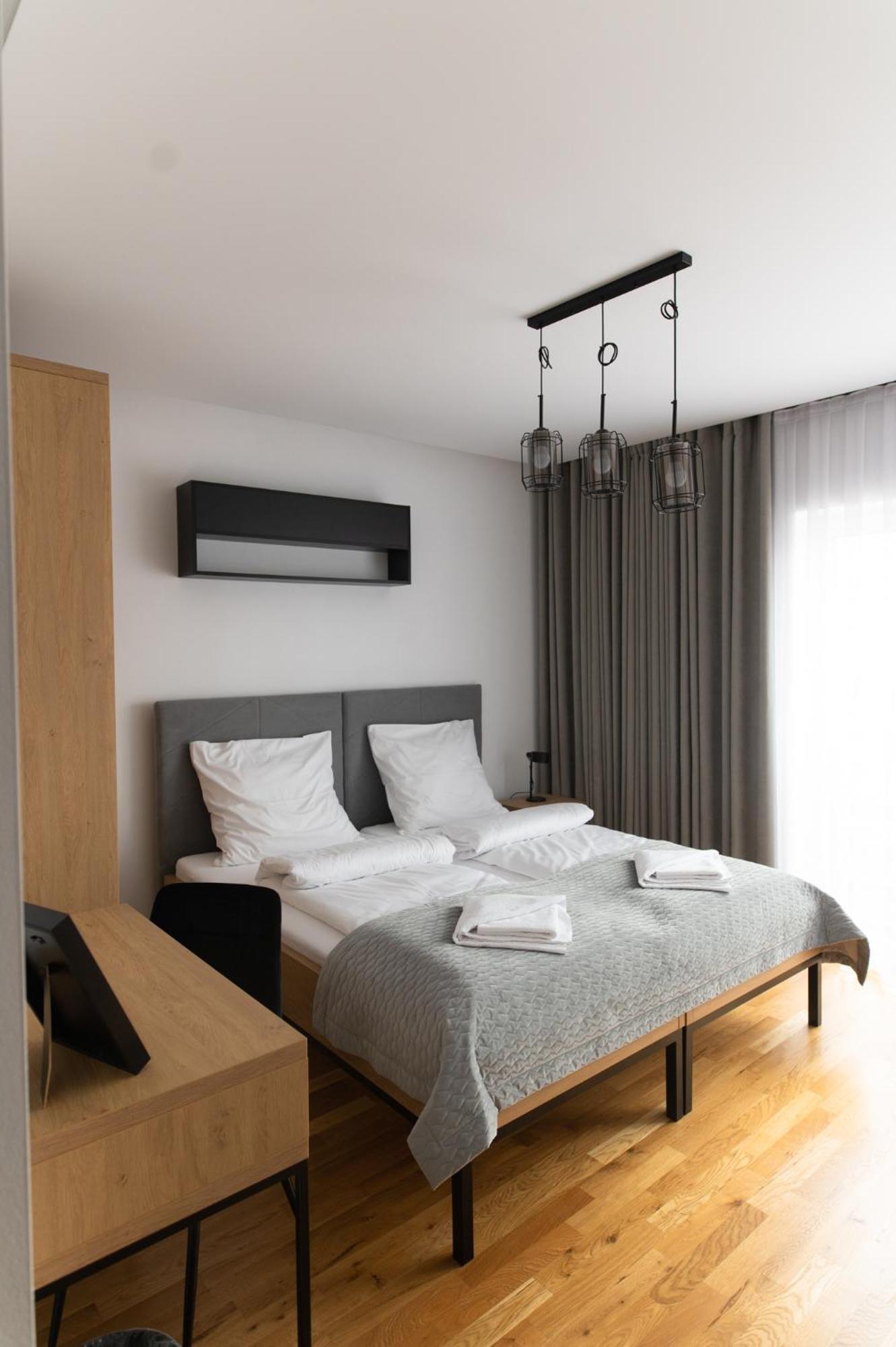 Apartamenty Loftove Wadowice Kültér fotó