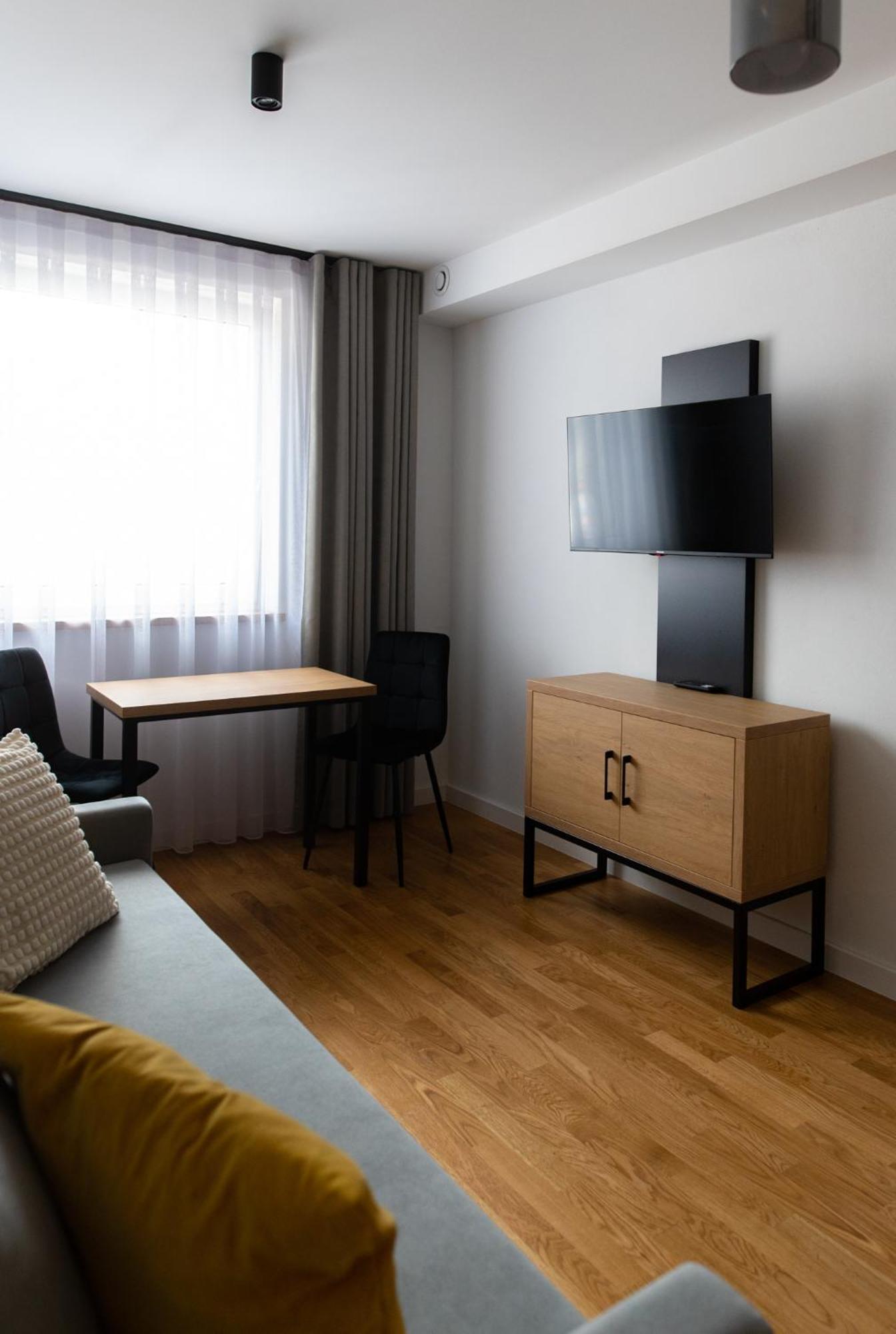 Apartamenty Loftove Wadowice Kültér fotó