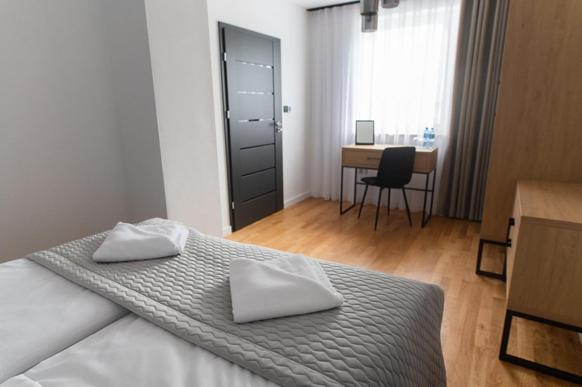 Apartamenty Loftove Wadowice Kültér fotó