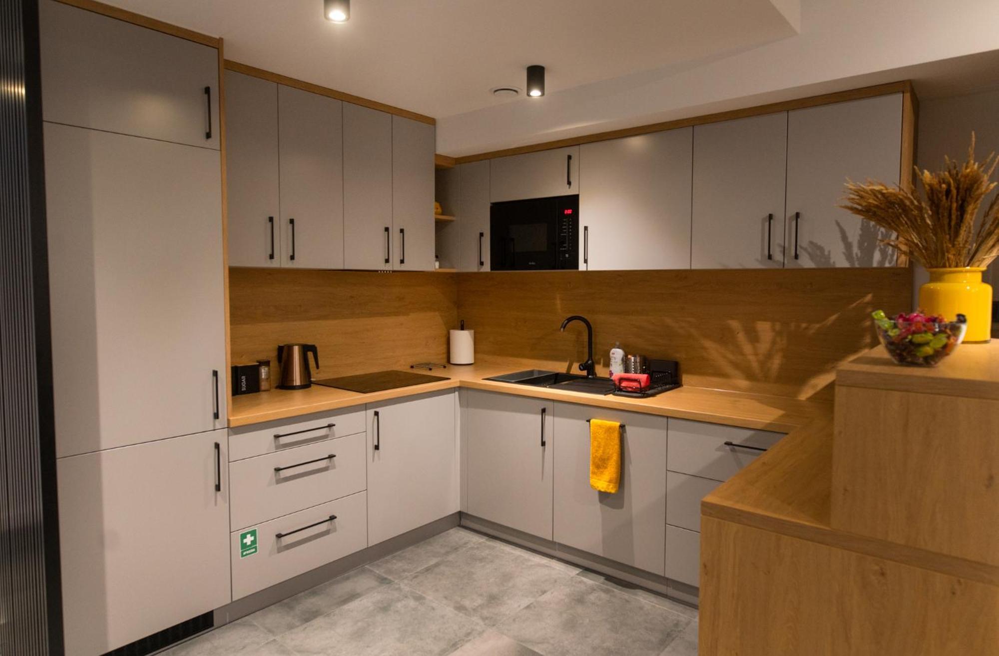 Apartamenty Loftove Wadowice Kültér fotó
