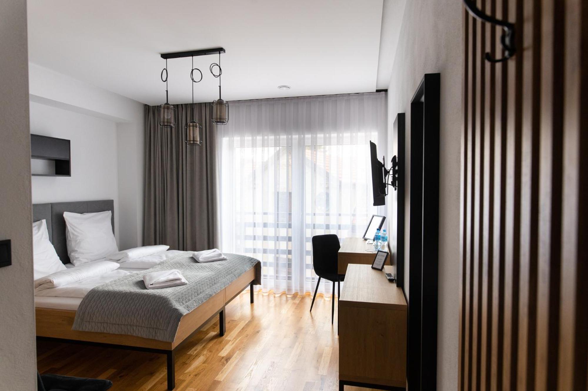 Apartamenty Loftove Wadowice Kültér fotó