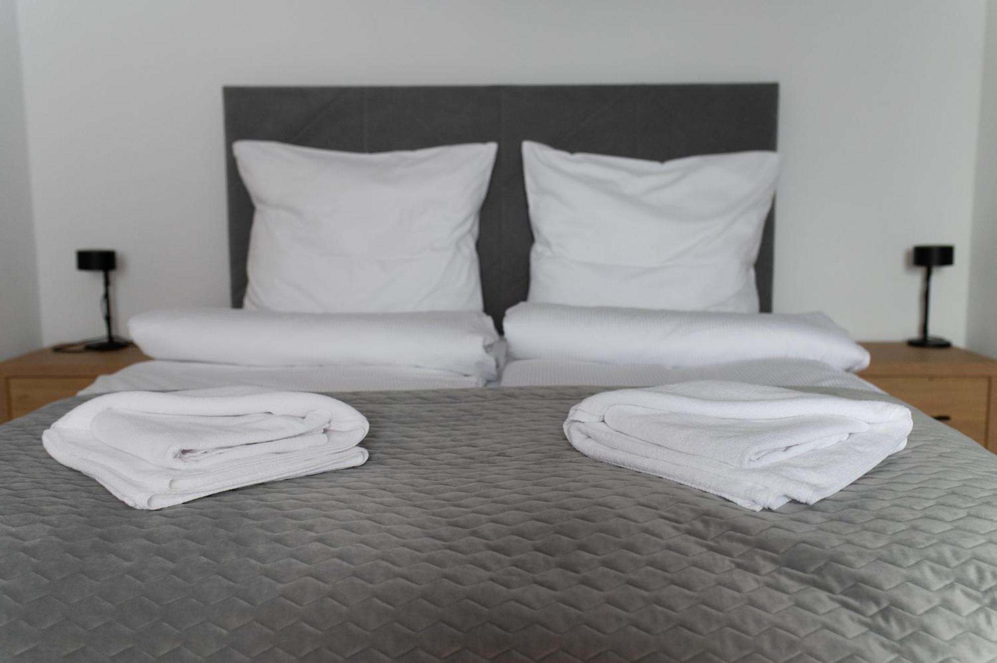 Apartamenty Loftove Wadowice Kültér fotó